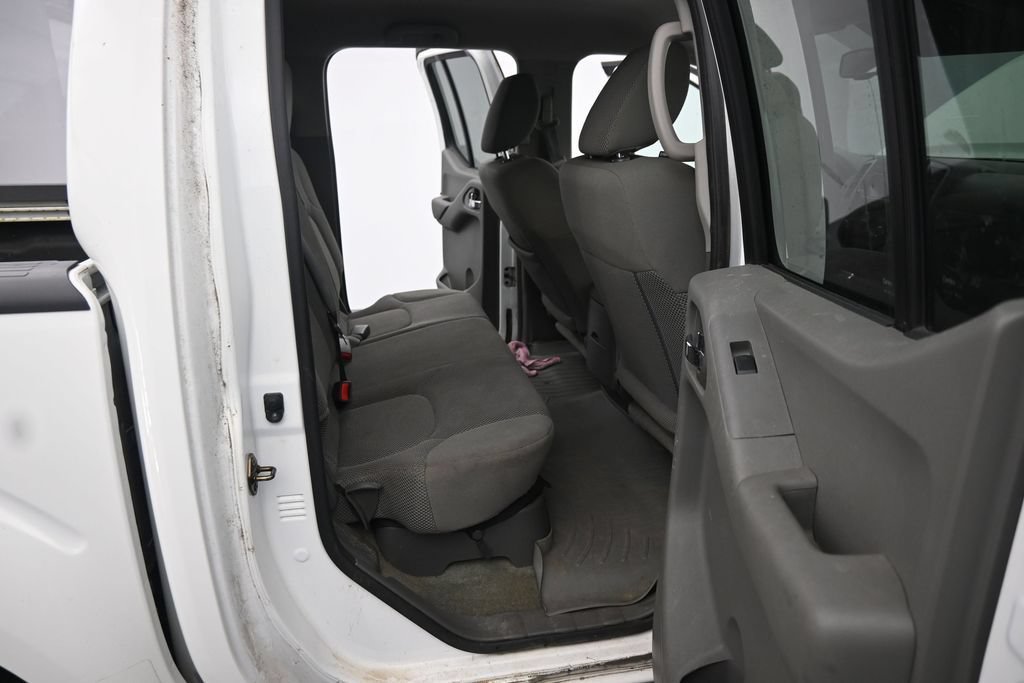 Used 2016 Nissan Frontier SV w/ SV Value Truck Package AWD/4WD image 20
