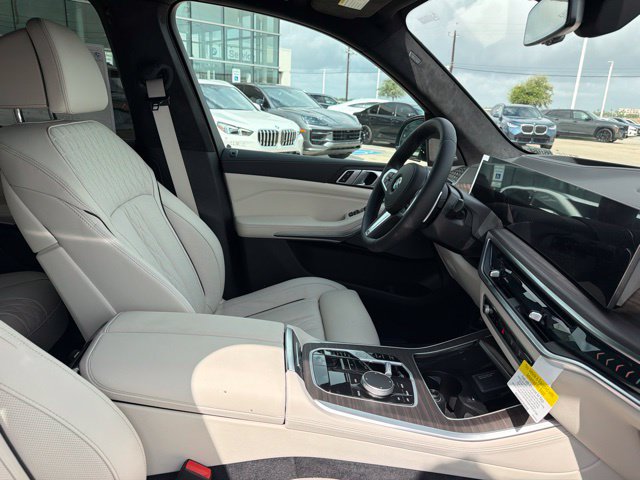 New 2026 BMW X5 xDrive40i w/ M Sport Package AWD/4WD image 20