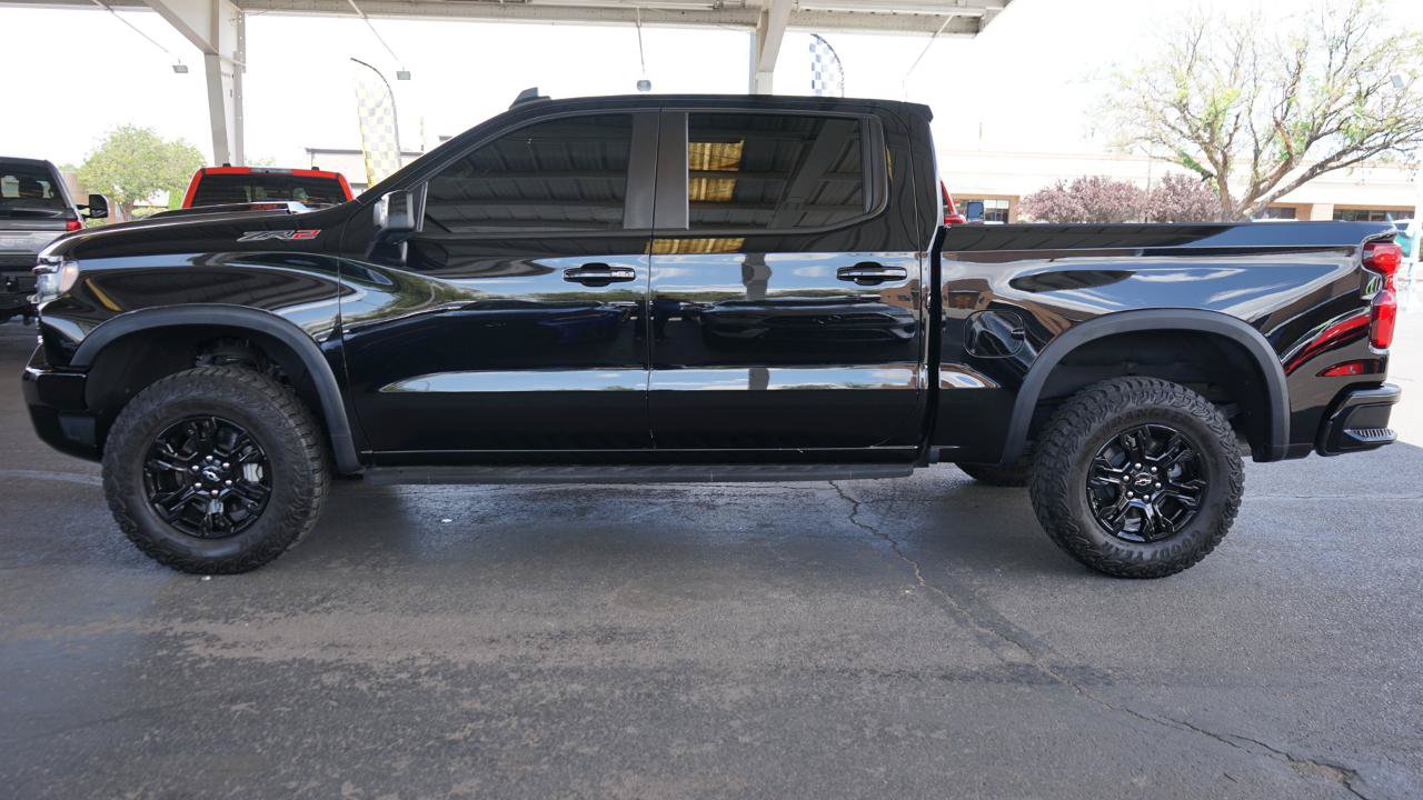 Used 2023 Chevrolet Silverado 1500 ZR2 w/ Technology Package AWD/4WD image 6