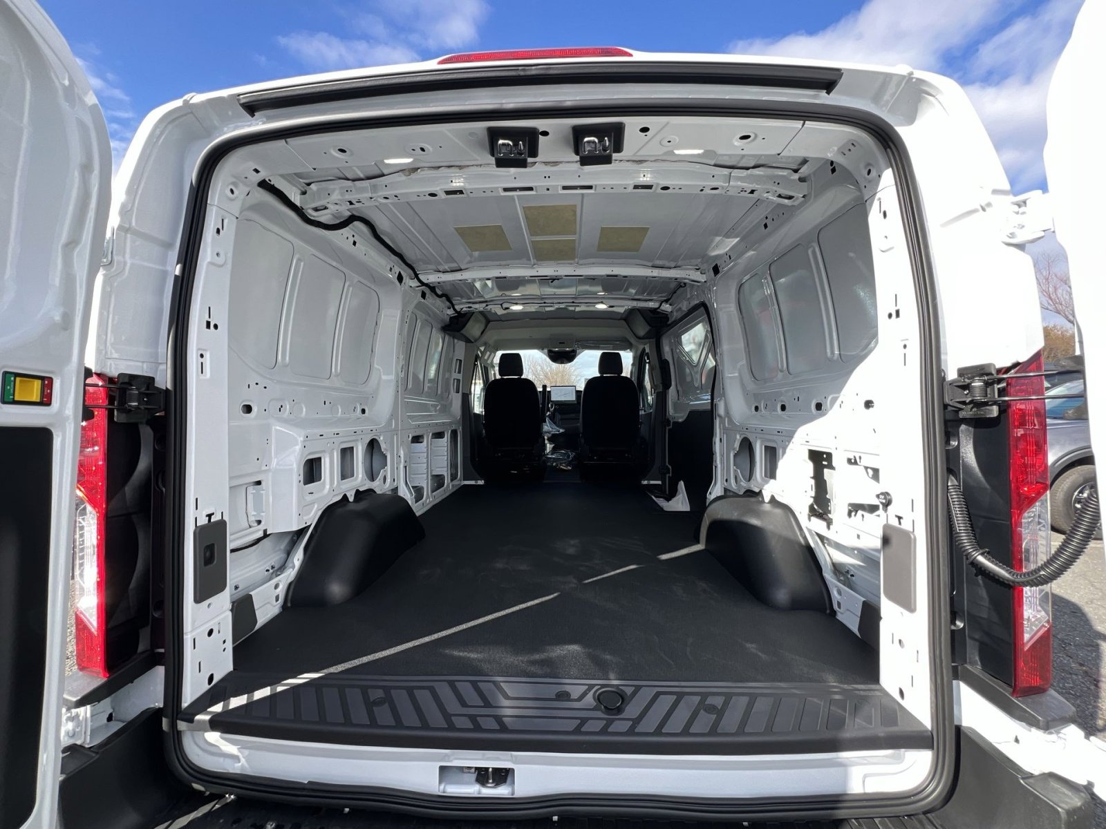 New 2026 Ford Transit 150 Low Roof image 23