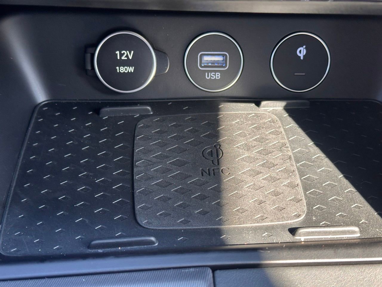 Used 2025 Genesis G70 3.3T Advanced w/ Sport Prestige Package image 38