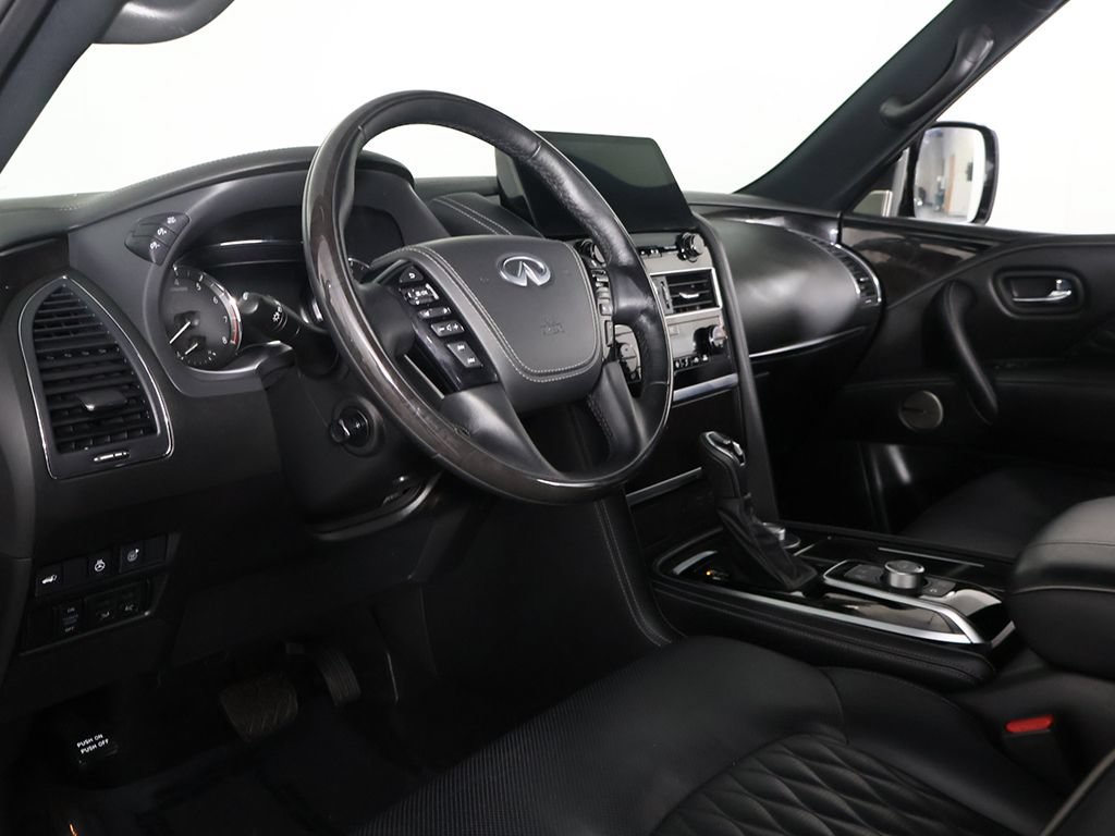 Used 2024 INFINITI QX80 Sensory AWD/4WD image 31