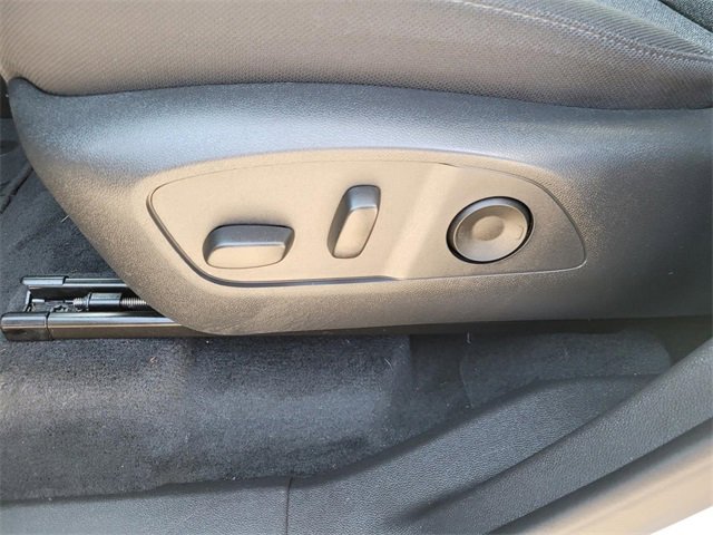 Used 2025 GMC Acadia Elevation image 21