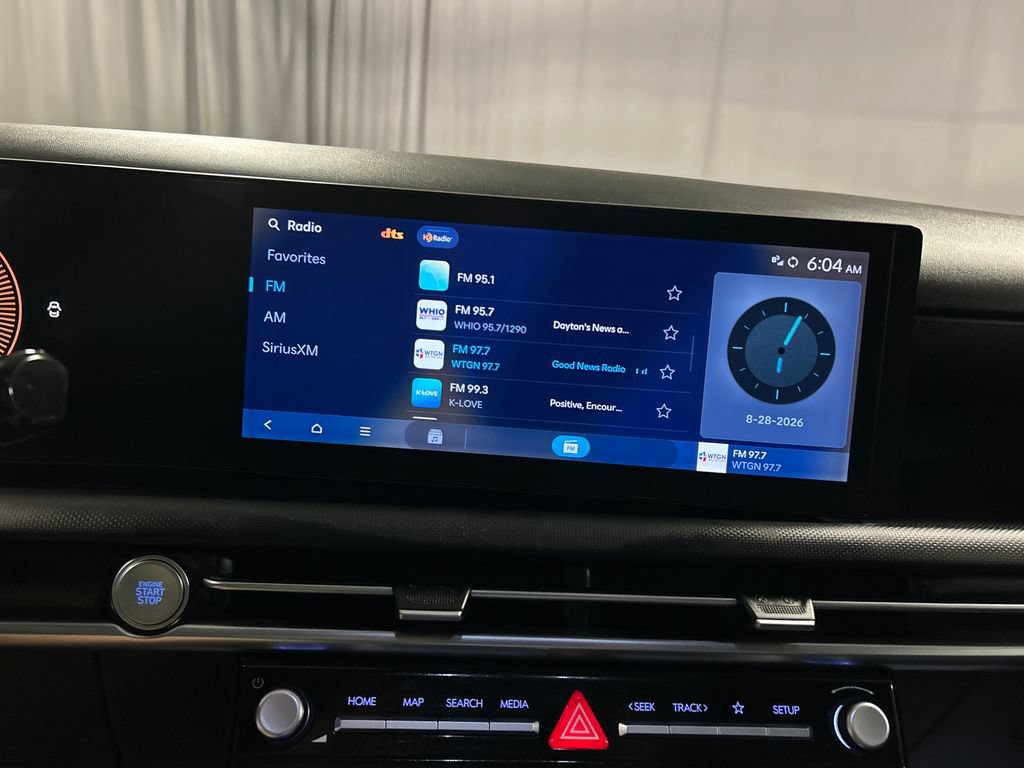 Used 2025 Hyundai Santa Cruz SEL FWD image 15