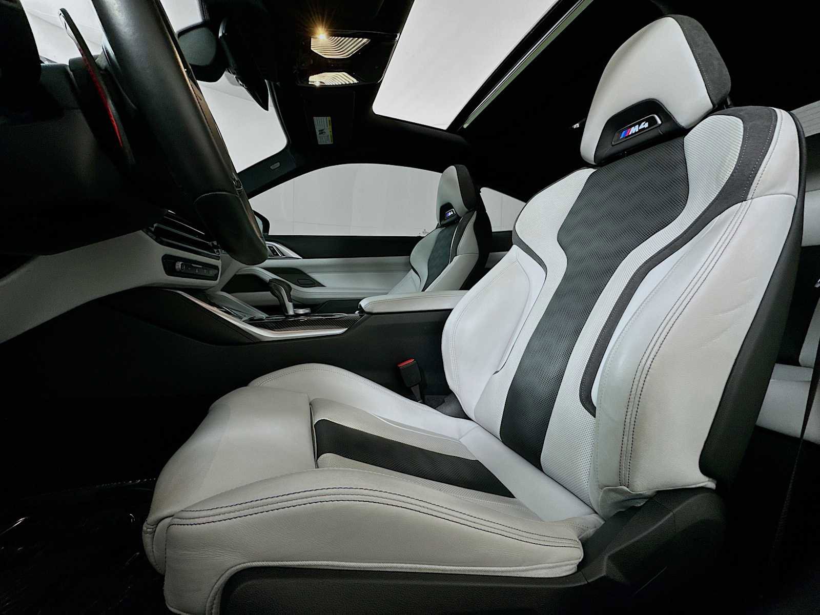 Used 2025 BMW M4 Competition image 19