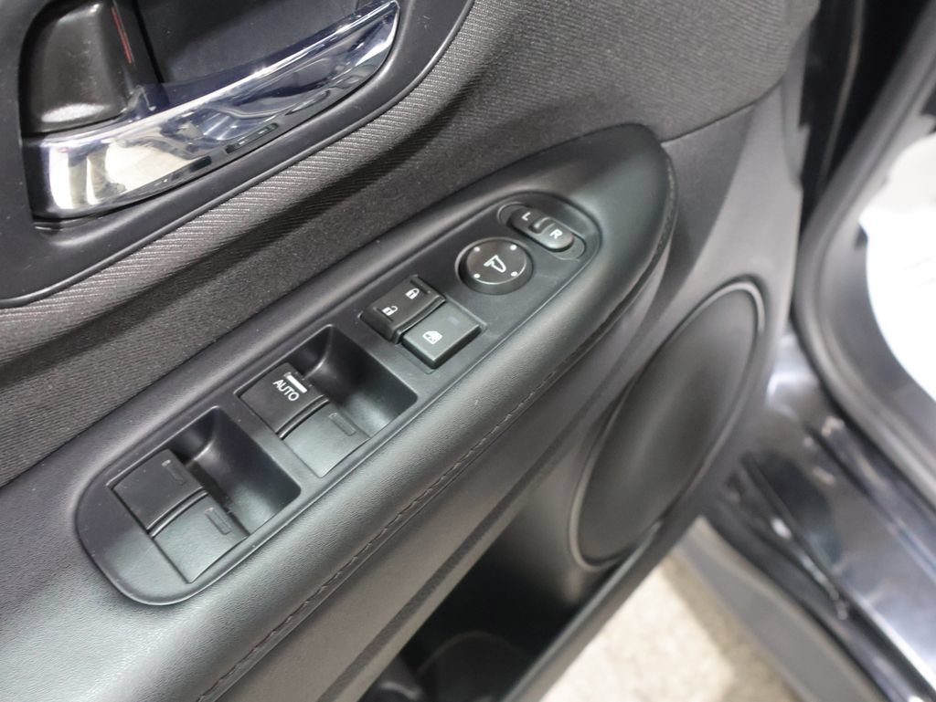 Used 2020 Honda HR-V Sport image 14