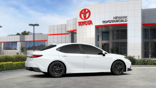 New 2026 Toyota Camry SE FWD image 2