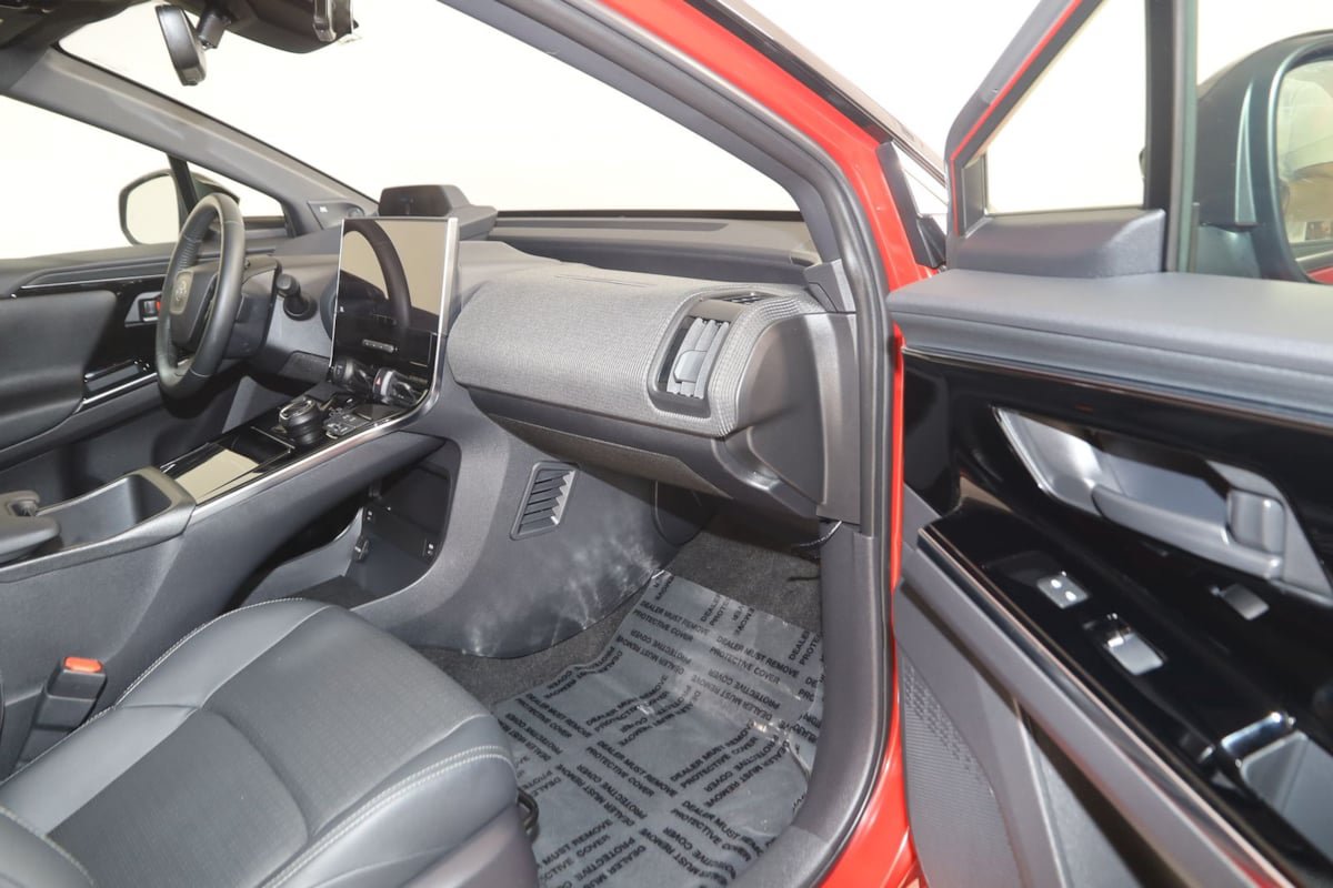 Used 2023 Toyota bZ4X AWD w/ Weather Package image 40
