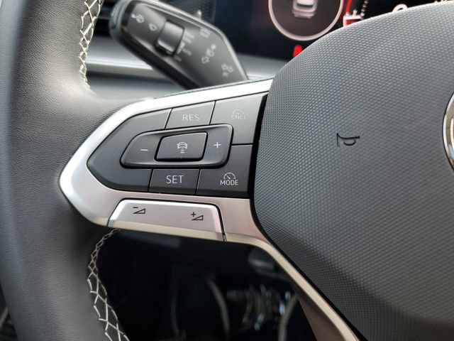 New 2026 Volkswagen Tiguan SE AWD/4WD image 22