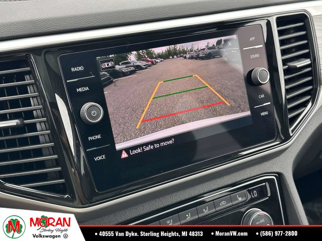 Certified 2023 Volkswagen Atlas Cross Sport SE w/ Panoramic Sunroof Package AWD/4WD image 27