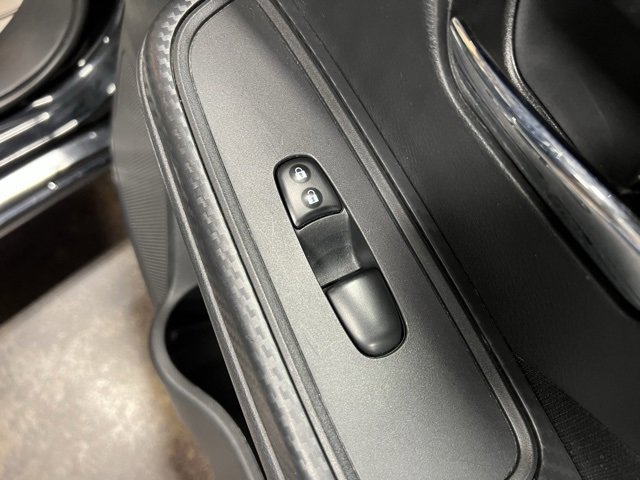 Used 2021 Nissan Versa SV image 24