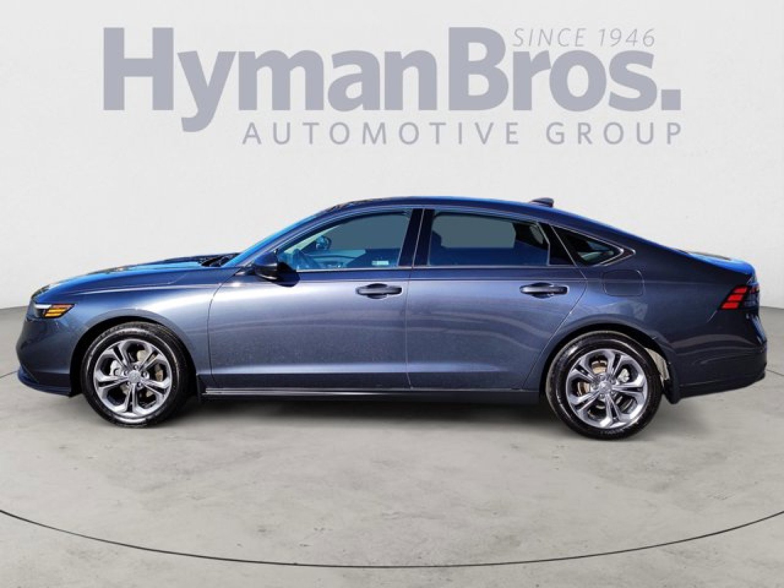 Used 2023 Honda Accord EX image 6