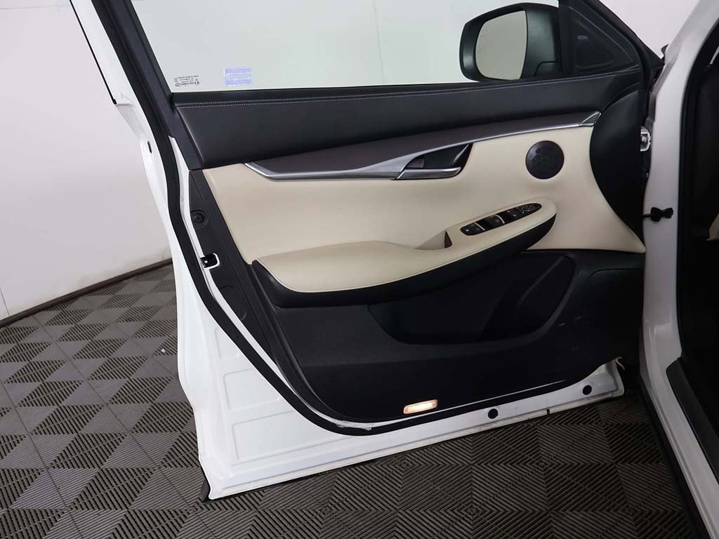 Used 2022 INFINITI QX50 Luxe image 25