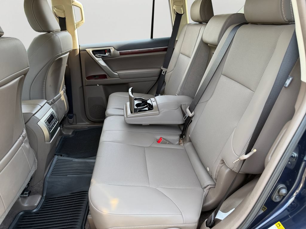 Used 2019 Lexus GX 460 Premium AWD/4WD image 12