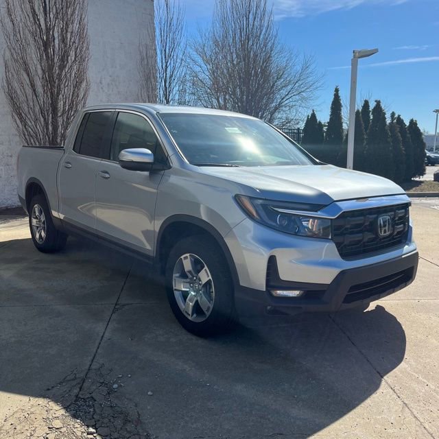 Certified 2025 Honda Ridgeline RTL image 2