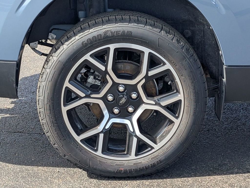 New 2025 Ford Maverick Lariat AWD/4WD image 17