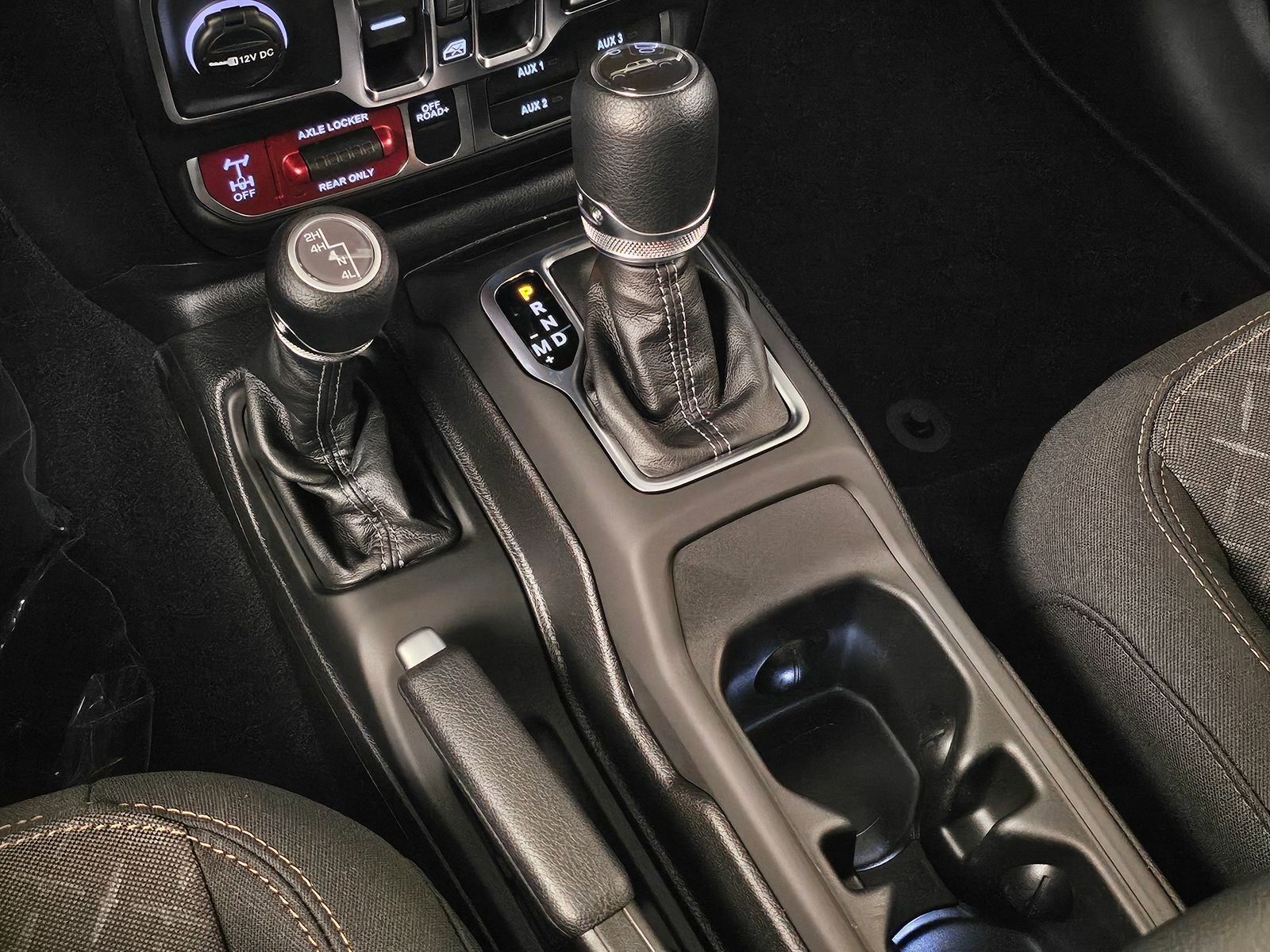 New 2026 Jeep Gladiator Mojave w/ Technology Group image 31
