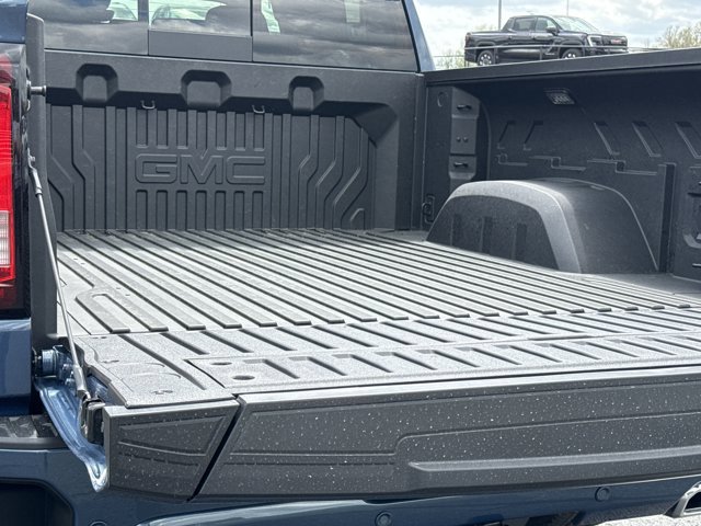 New 2026 GMC Sierra 1500 Denali image 9
