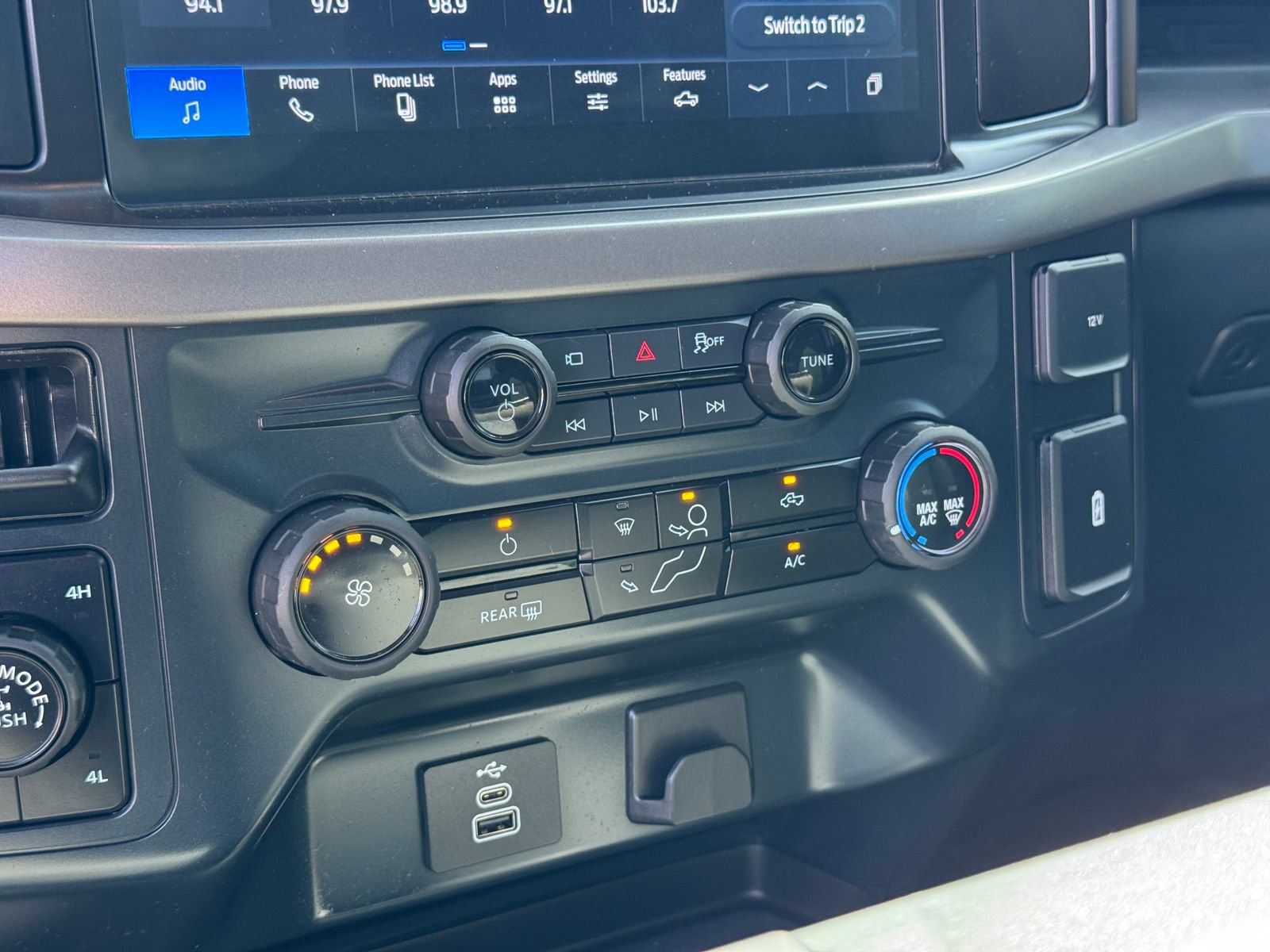 Used 2025 Ford F150 XL w/ Equipment Group 103A High AWD/4WD image 20