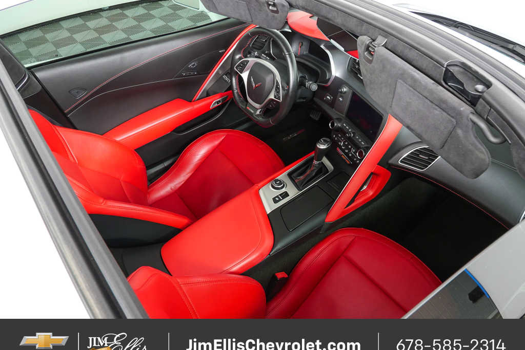 Certified 2015 Chevrolet Corvette Z06 w/ 3LZ Preferred Equipment Group image 28