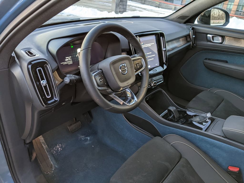 Certified 2023 Volvo C40 P8 Recharge Plus image 8