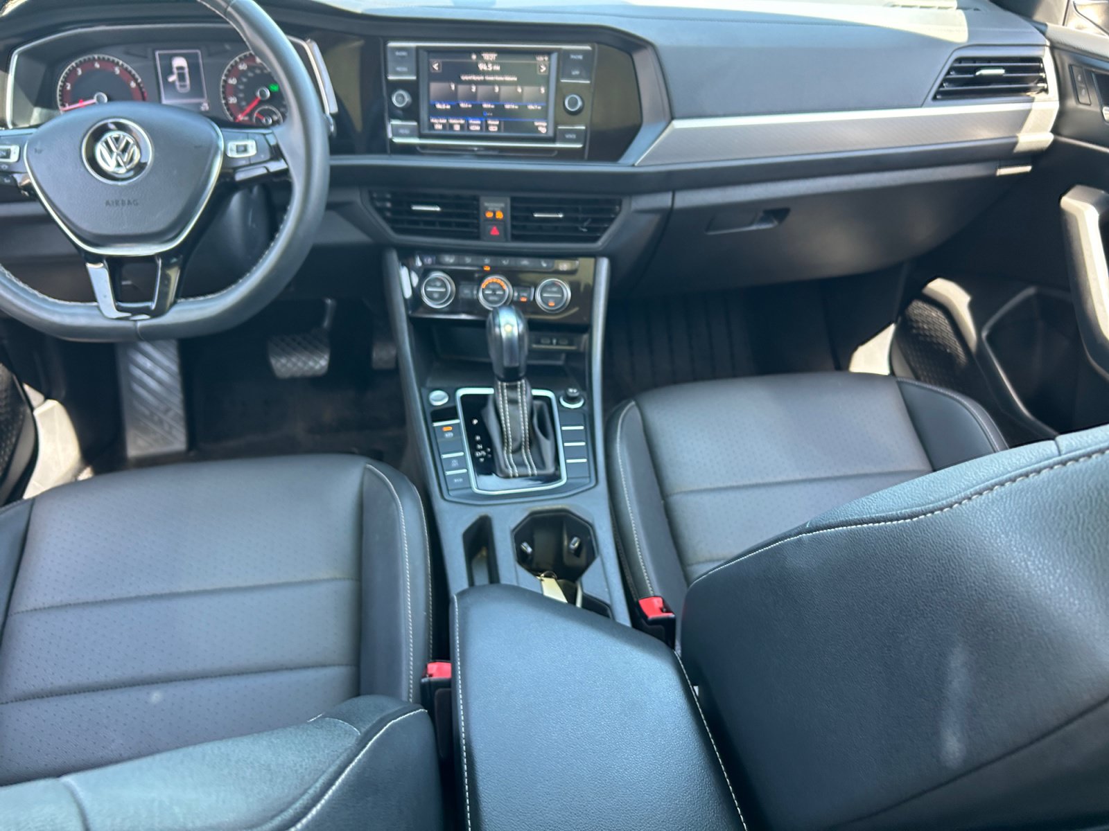 Used 2021 Volkswagen Jetta SE w/ SE Cold Weather Package FWD image 19