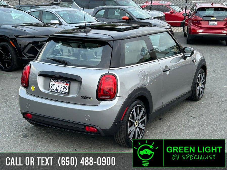 Used 2023 MINI Cooper SE image 5