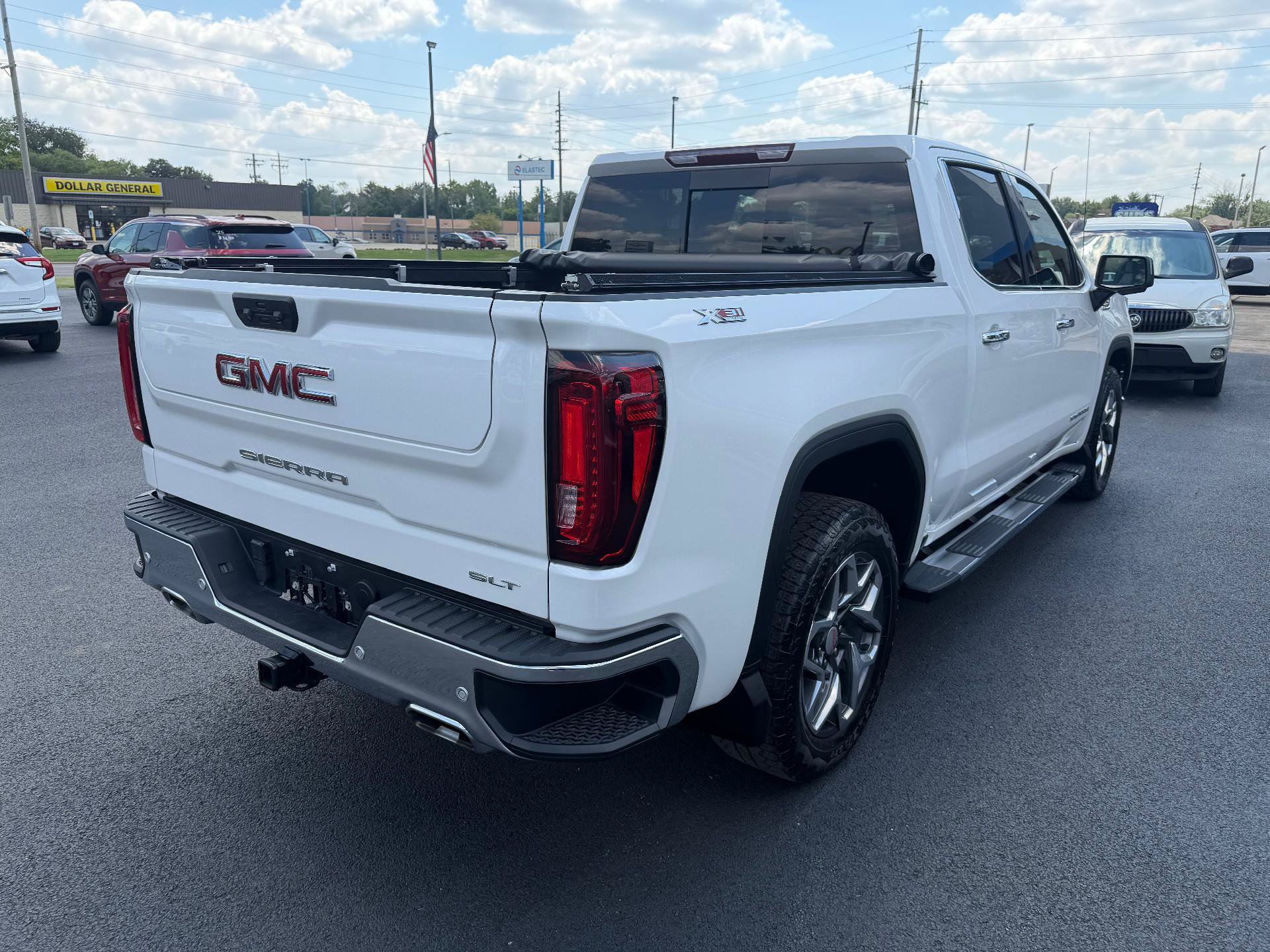 Used 2024 GMC Sierra 1500 SLT w/ SLT Premium Plus Package AWD/4WD image 4