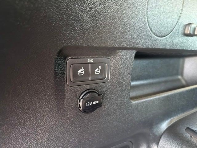Used 2025 Kia Telluride S AWD/4WD image 18
