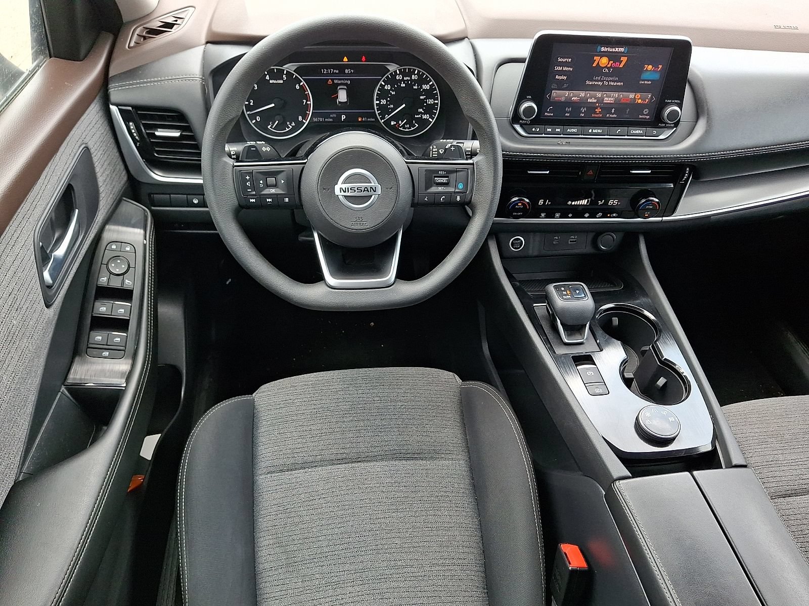 Used 2021 Nissan Rogue SV AWD/4WD image 12