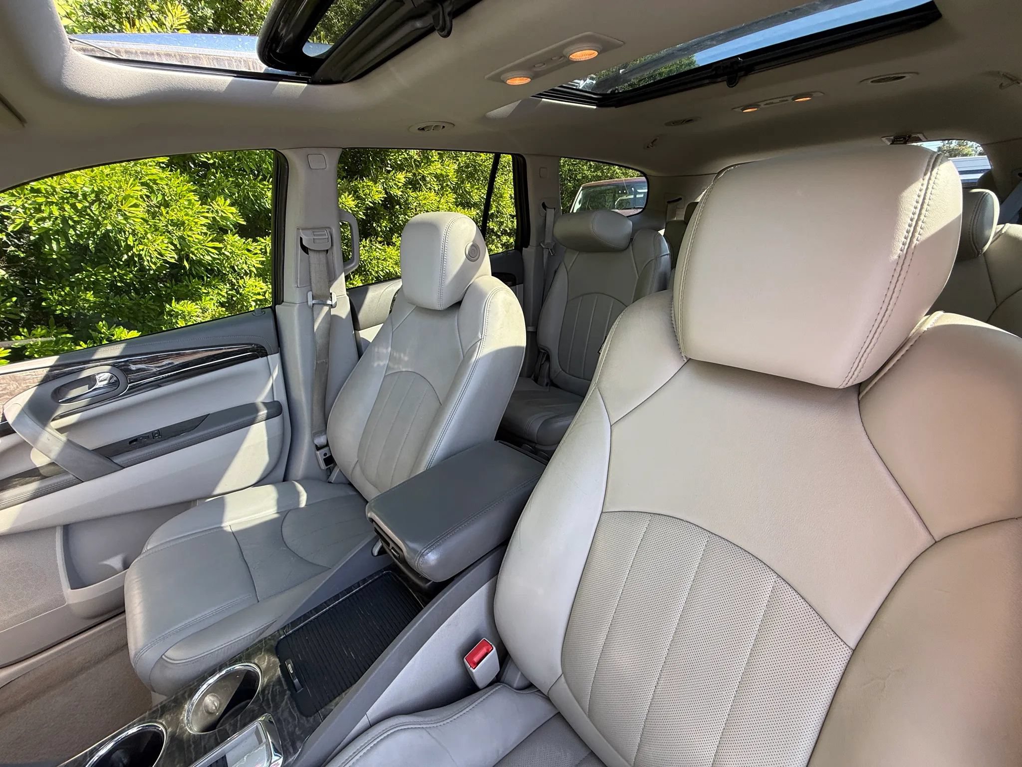 Used 2014 Buick Enclave Leather FWD image 39
