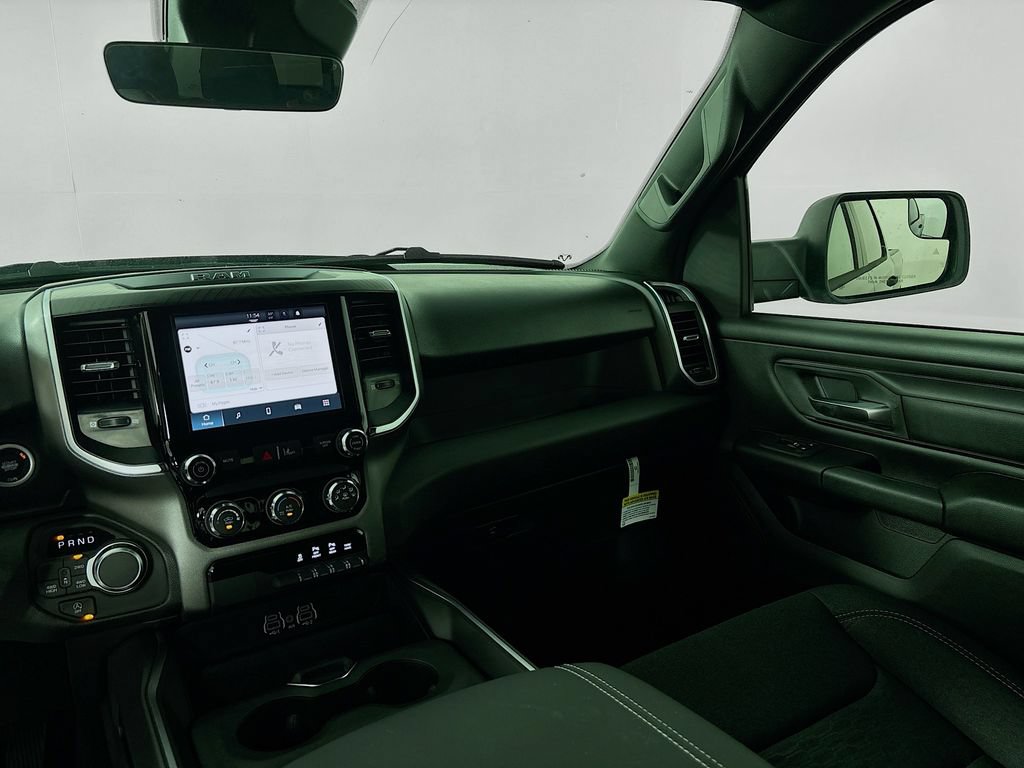 New 2026 RAM 1500 Express AWD/4WD image 22