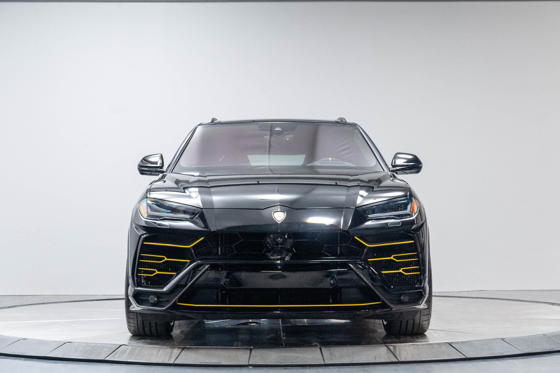 Used 2019 Lamborghini Urus AWD/4WD image 62