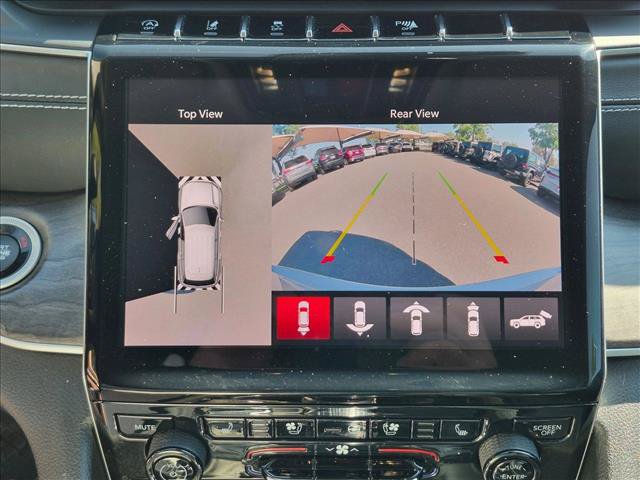 Used 2023 Jeep Grand Cherokee Limited w/ Luxury Tech Group II AWD/4WD image 13