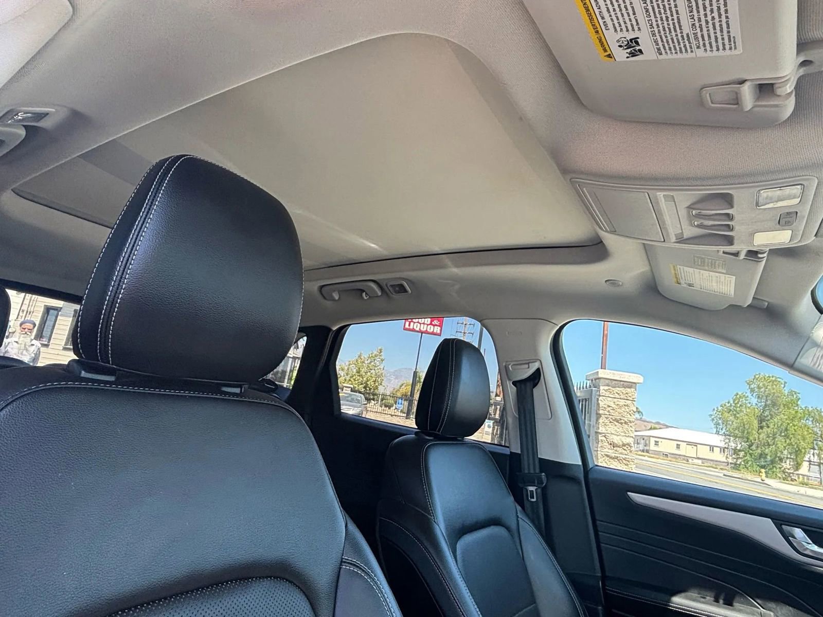 Used 2022 Ford Escape SEL image 36