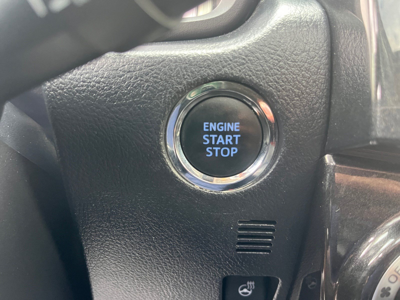 Certified 2023 Toyota 4Runner TRD Off-Road Premium w/ Off Road Premium Plus Package AWD/4WD image 20