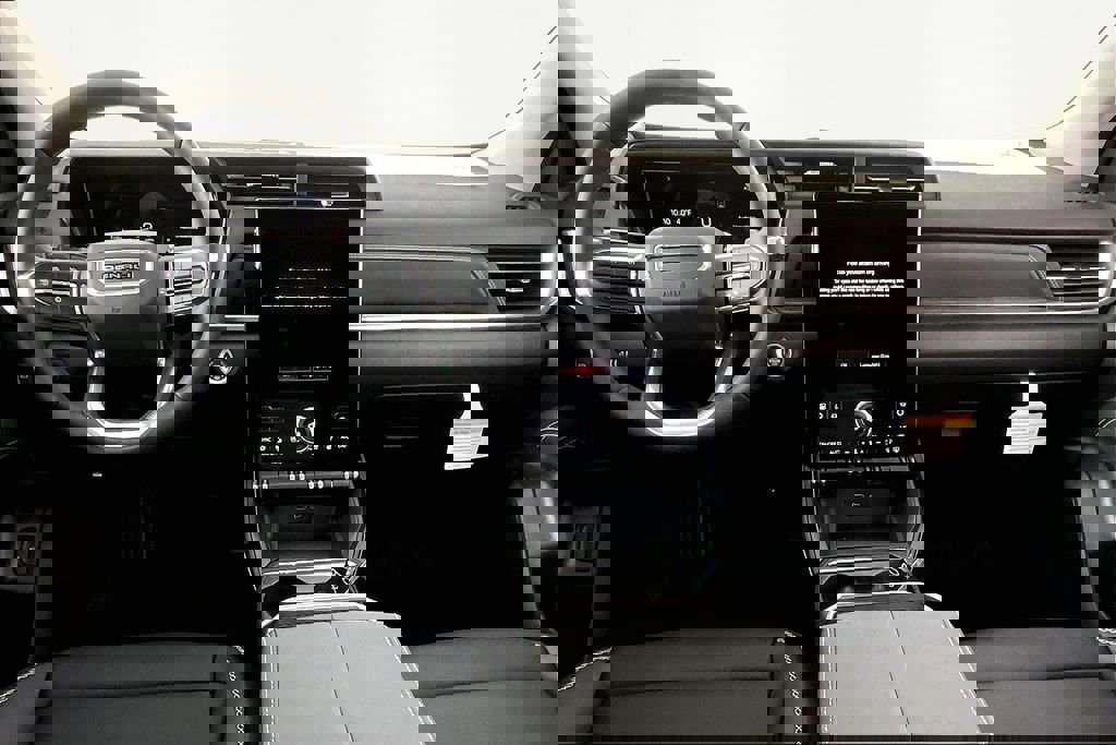 New 2026 GMC Terrain Denali w/ LPO, Floor Liner Package image 6