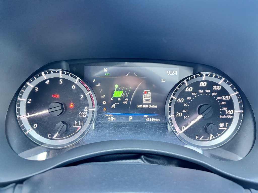 Used 2023 Toyota Highlander XLE image 16