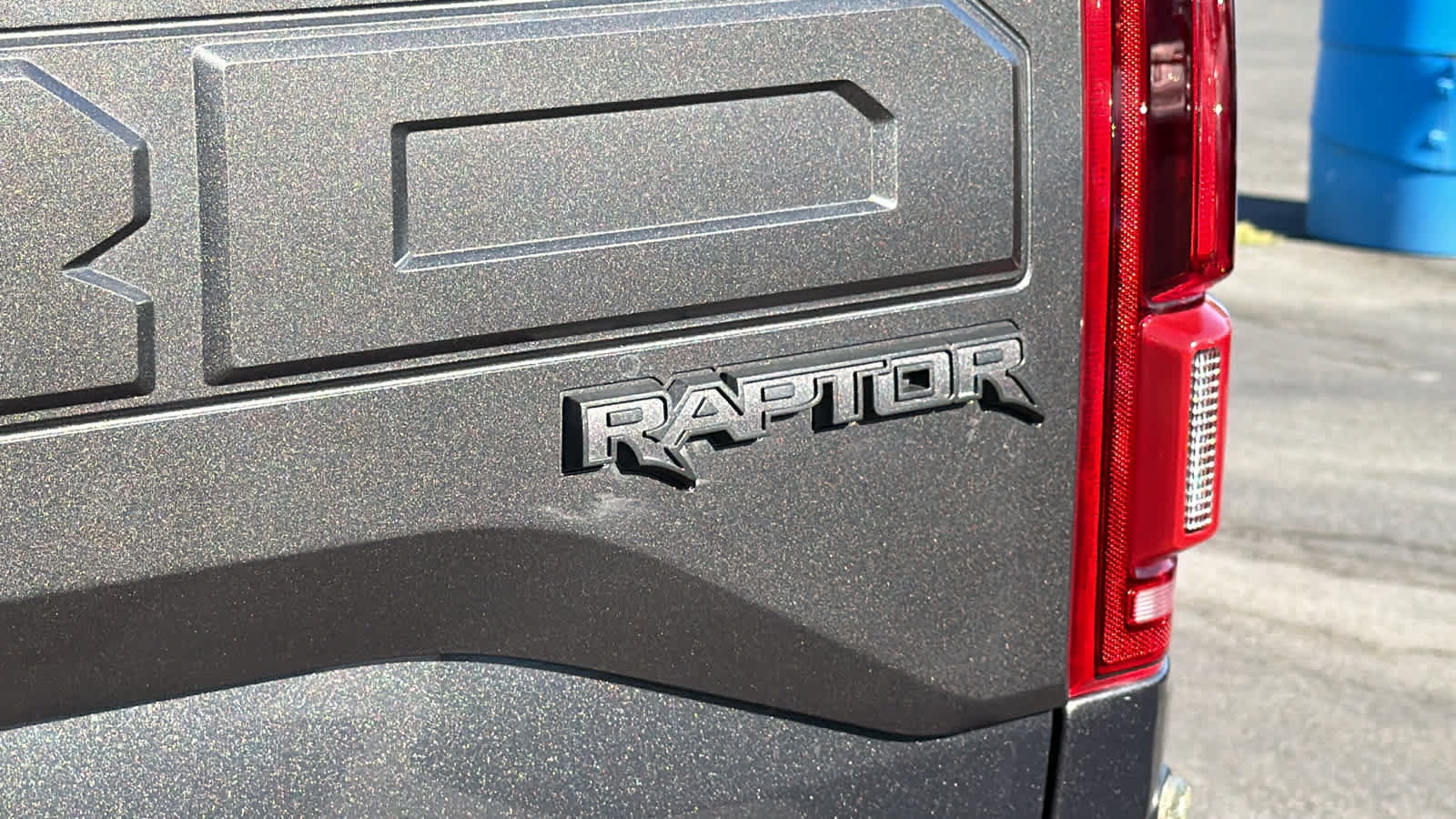 Used 2018 Ford F150 Raptor w/ Equipment Group 802A Luxury AWD/4WD image 28