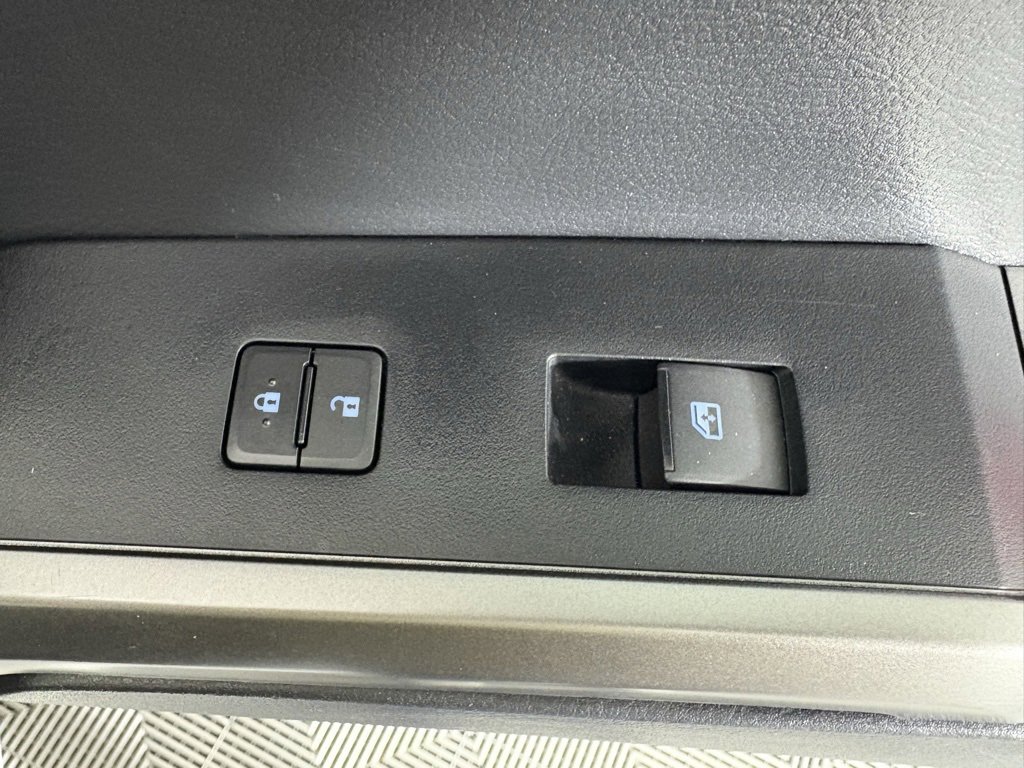 Used 2022 Toyota Tacoma SR5 image 30