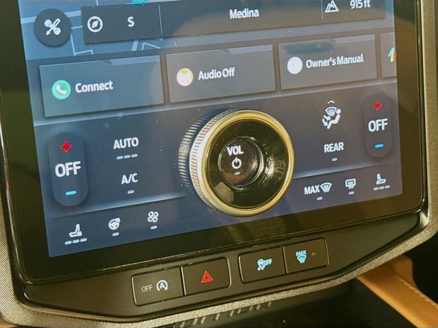 Used 2023 Ford Expedition Platinum AWD/4WD image 18