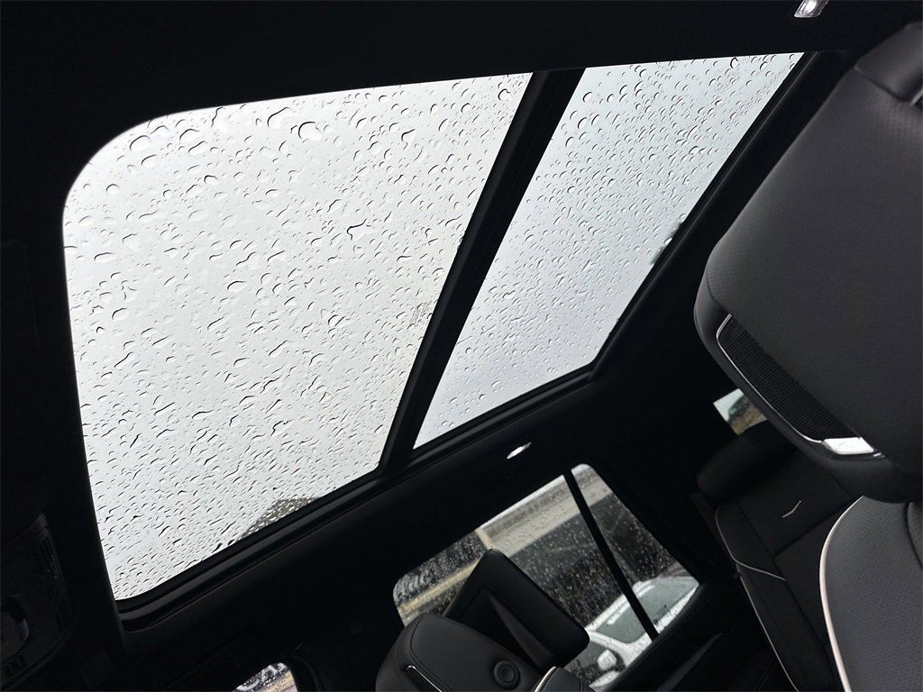 Certified 2025 Cadillac Escalade Sport w/ Touring Package image 35