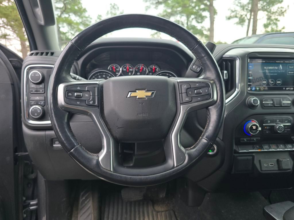 Used 2022 Chevrolet Silverado 1500 LT w/ Z71 Off-Road Package image 16