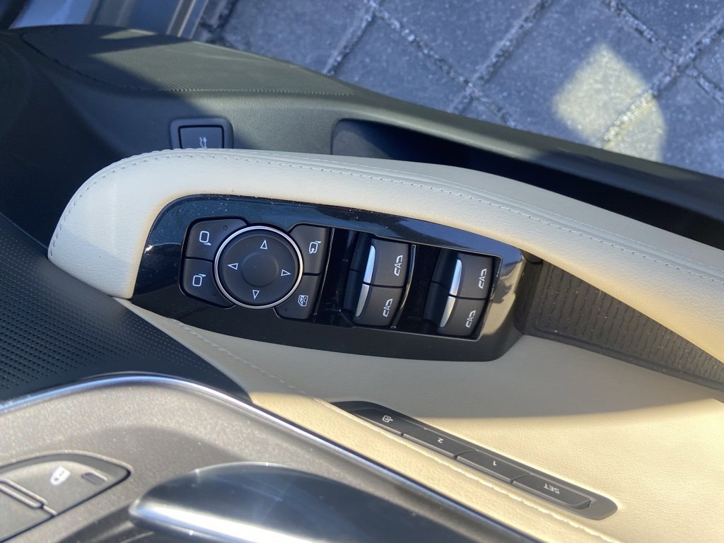 Used 2025 Cadillac CT5 Premium Luxury image 9