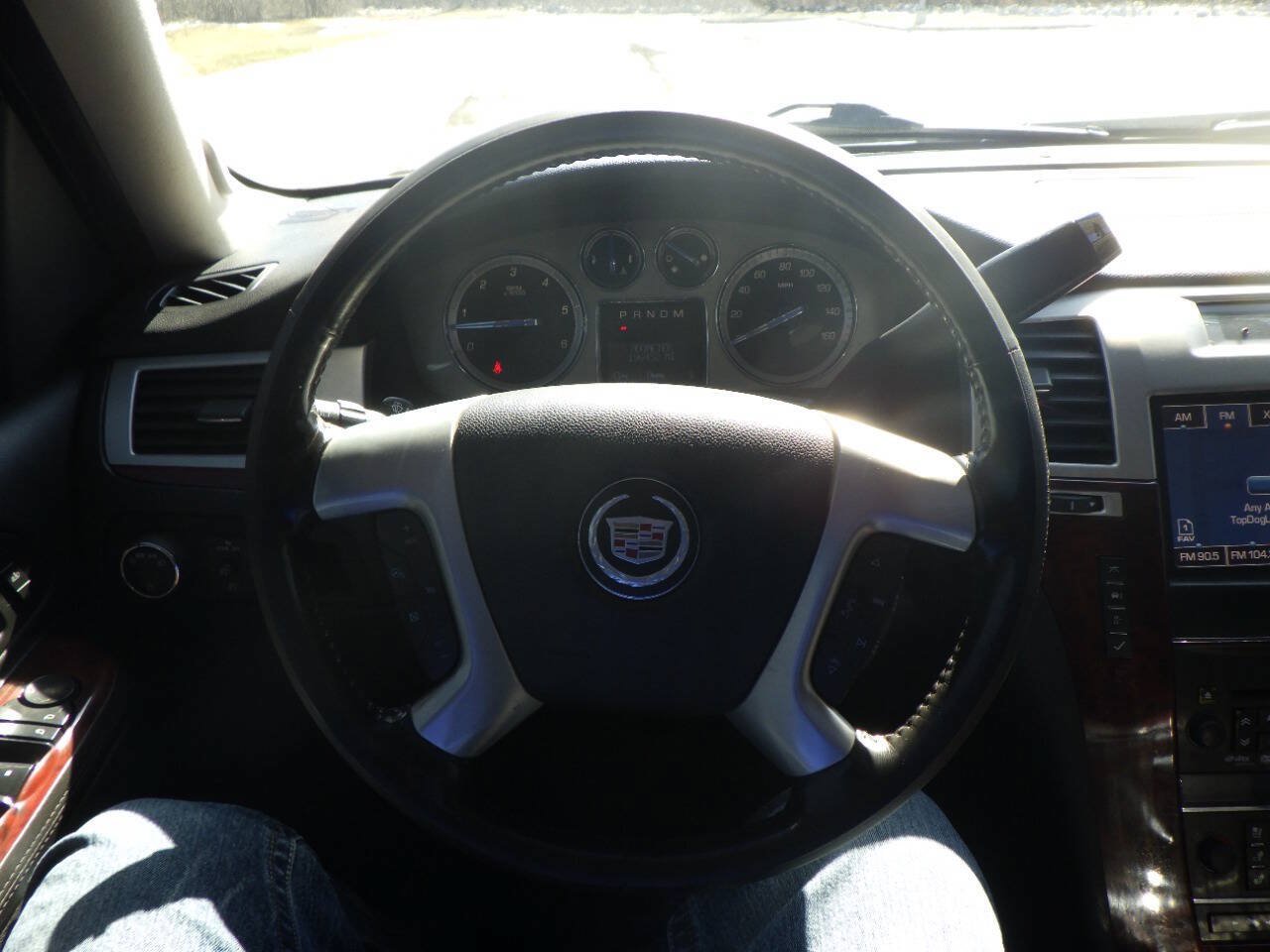 Used 2012 Cadillac Escalade ESV Premium AWD/4WD image 24