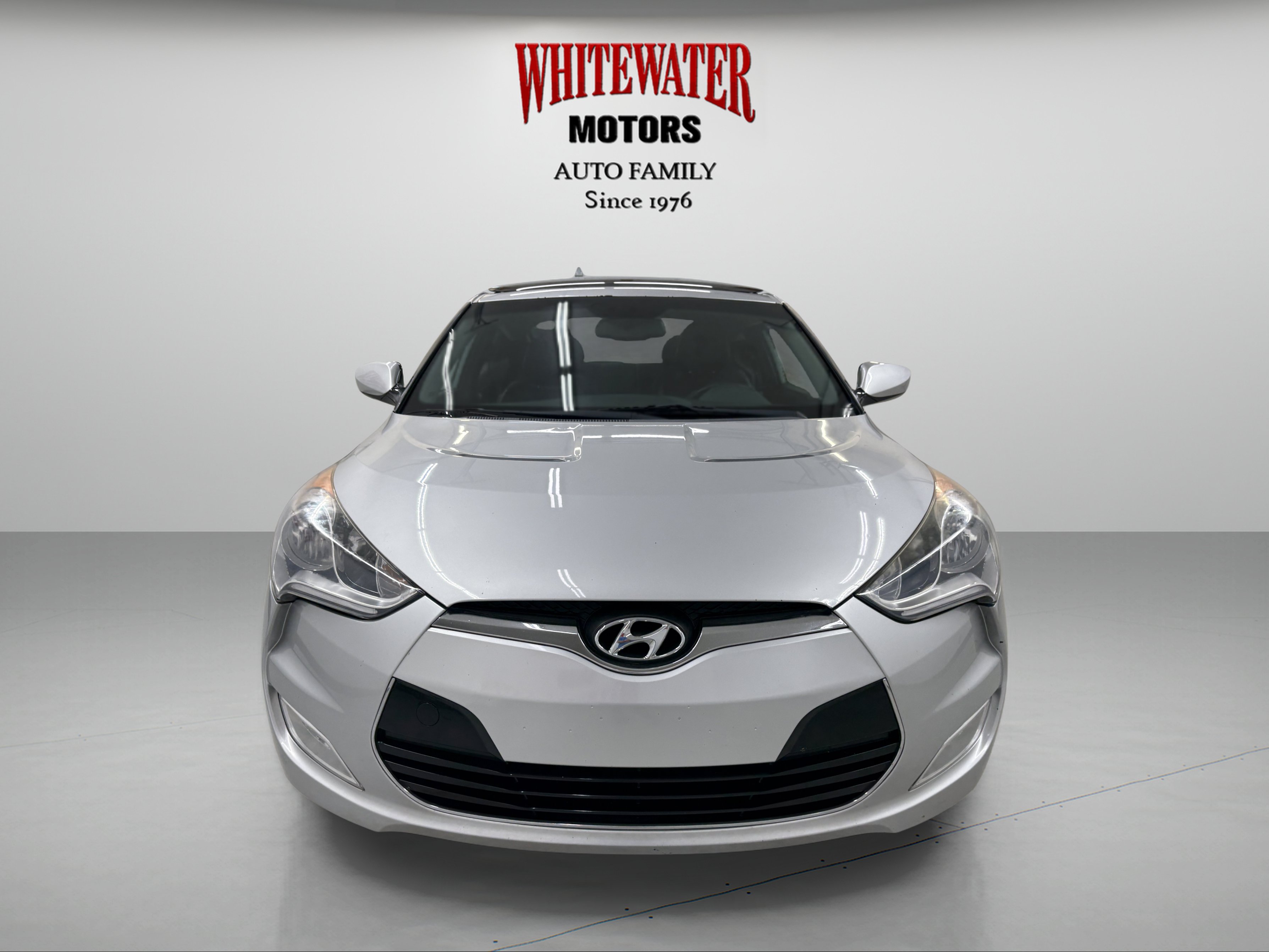 Used 2013 Hyundai Veloster w/ Style Pkg FWD image 6