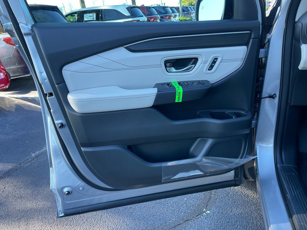 New 2026 Honda Pilot Touring image 26
