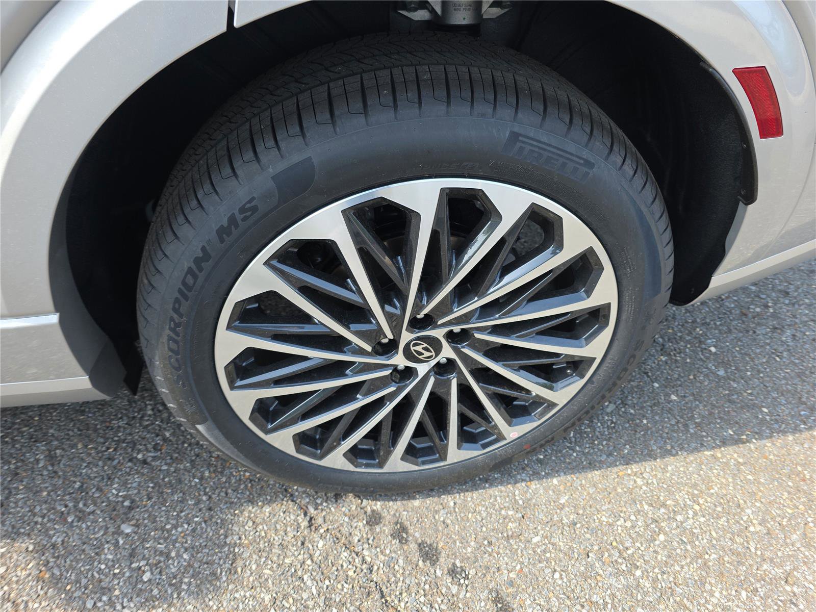 New 2026 Hyundai Palisade Calligraphy AWD/4WD image 9