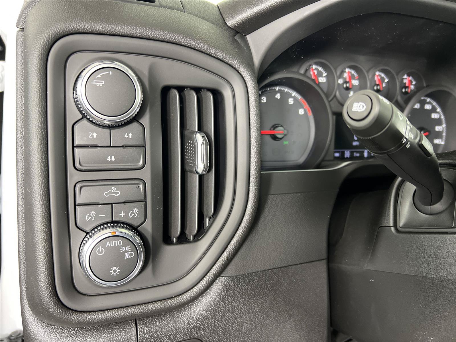 New 2026 GMC Sierra 2500 Pro w/ Convenience Package AWD/4WD image 18
