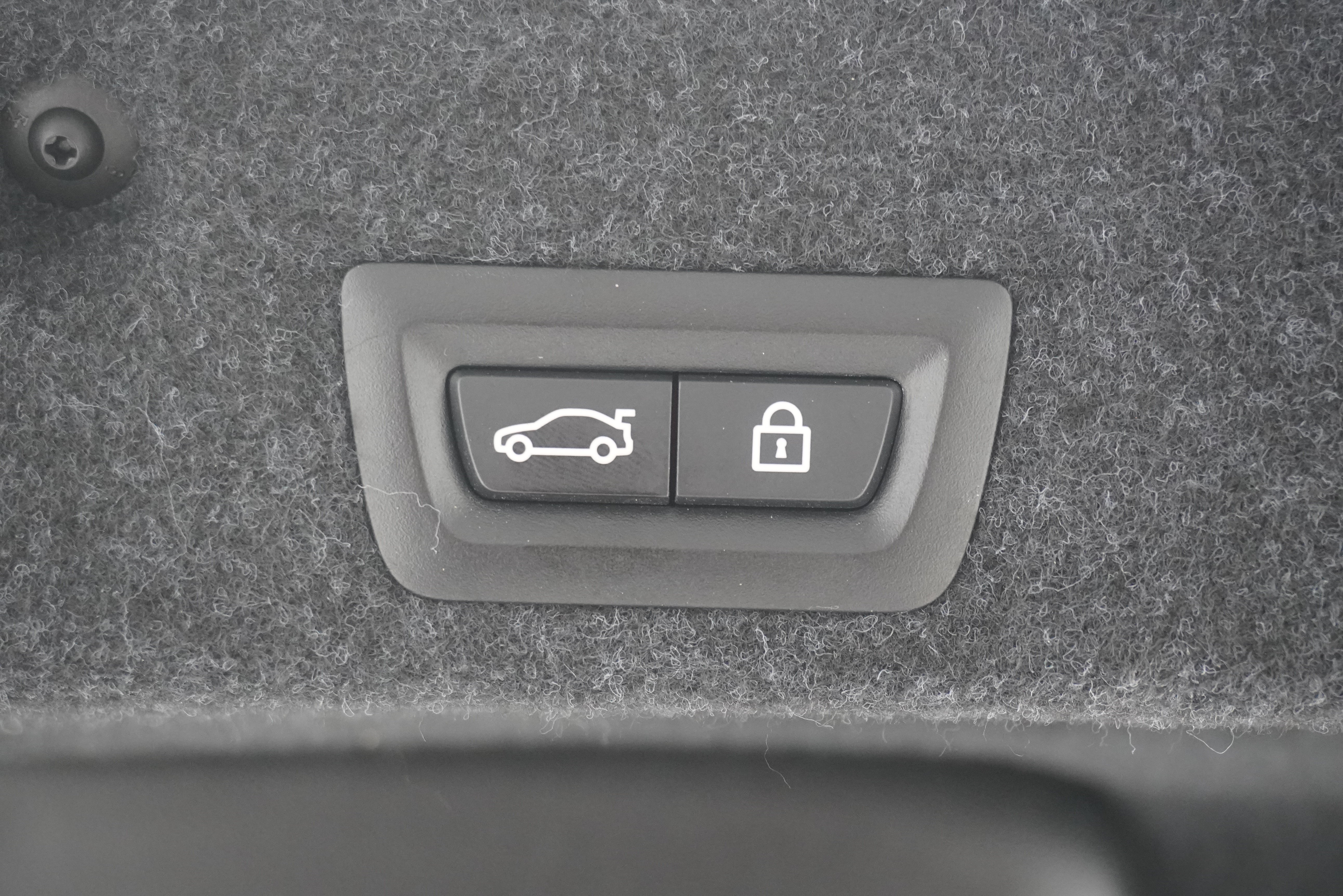 Used 2015 BMW 550i Sedan RWD image 29